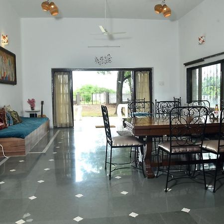 Whispering Woods Villa And Eco Farms Lonavla Zewnętrze zdjęcie