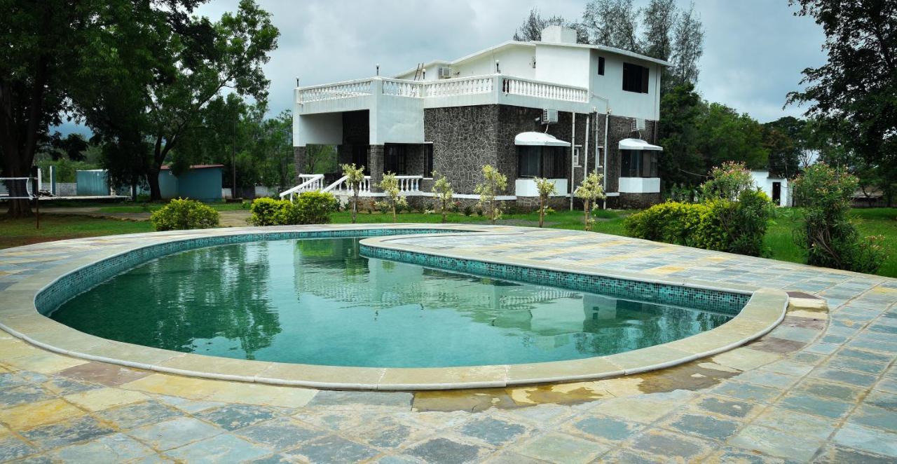 Whispering Woods Villa And Eco Farms Lonavla Zewnętrze zdjęcie
